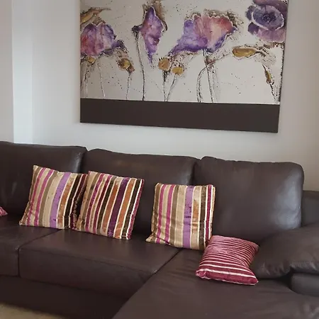 Lovely 3 Bed 2nd Floor In Miraflores * Malaga