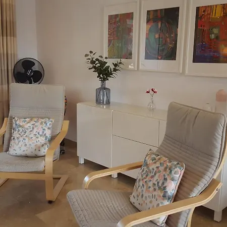 Lovely 3 Bed 2nd Floor In Miraflores * Malaga